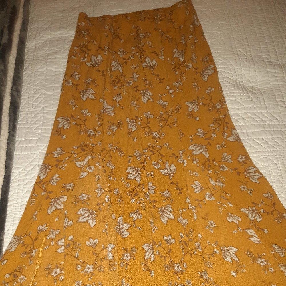 High Wasted Long Skirt